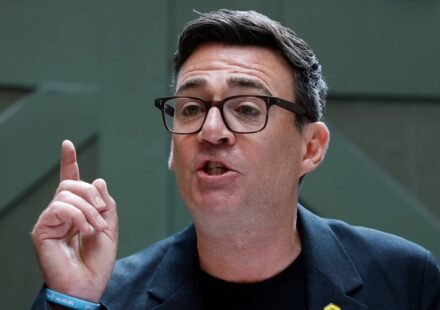 260629-andy-burnham-mb-1317-6e42ce.