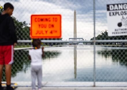 A new plan to keep the Reflecting Pool clean – including annual purge of ‘nasty’ muck featured image.